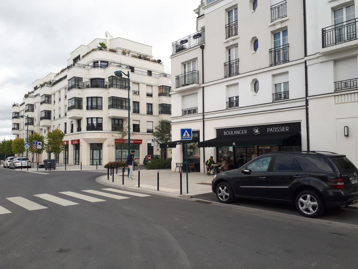 Le Debussy 5 Personnes, Lit Bebe, Balcon, Parking Prive Gratuit Apartment Chessy (Seine-et-Marne)
